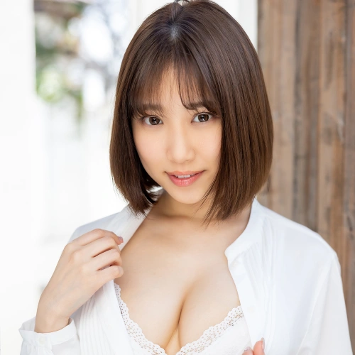 Yuuri Adachi 安達夕莉